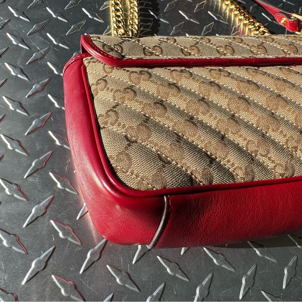 Gucci Azalea Marmont GG Chain Shoulder Bag in Red - Picture 6 of 16